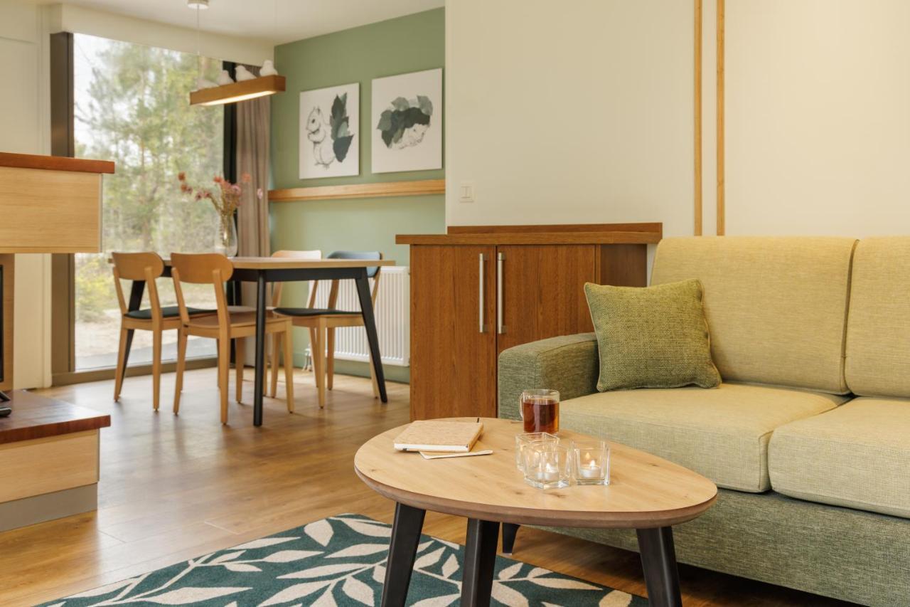 Center Parcs Les Hauts De Bruyeres Шомон-сюр-Тарон Экстерьер фото