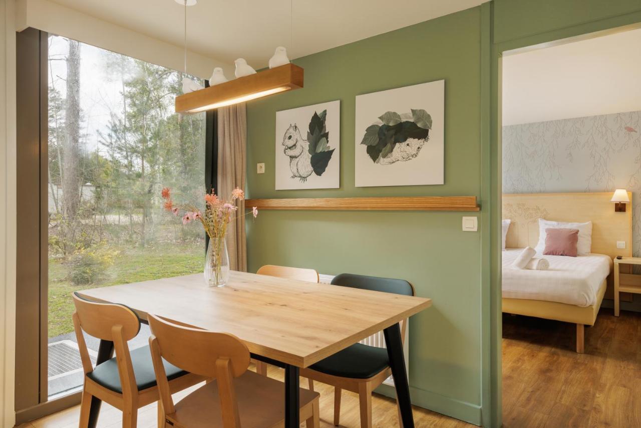 Center Parcs Les Hauts De Bruyeres Шомон-сюр-Тарон Экстерьер фото